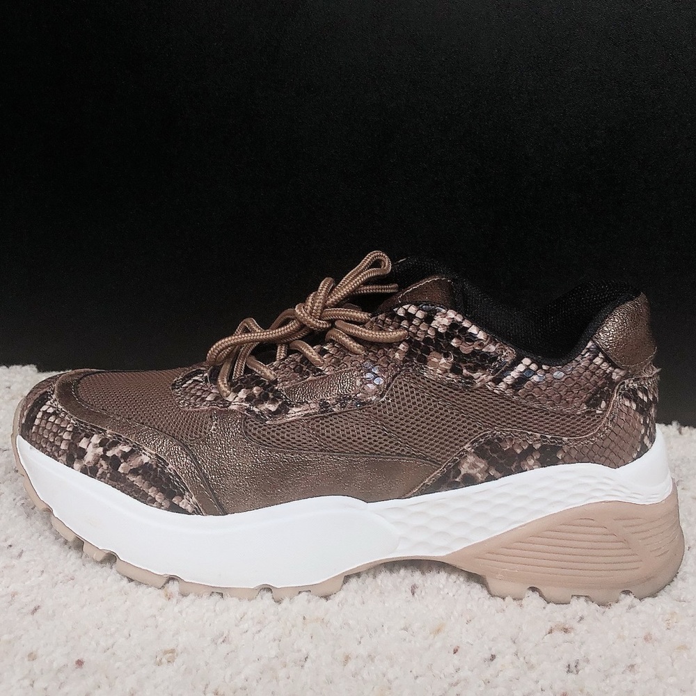 CALL IT SPRING sneakers